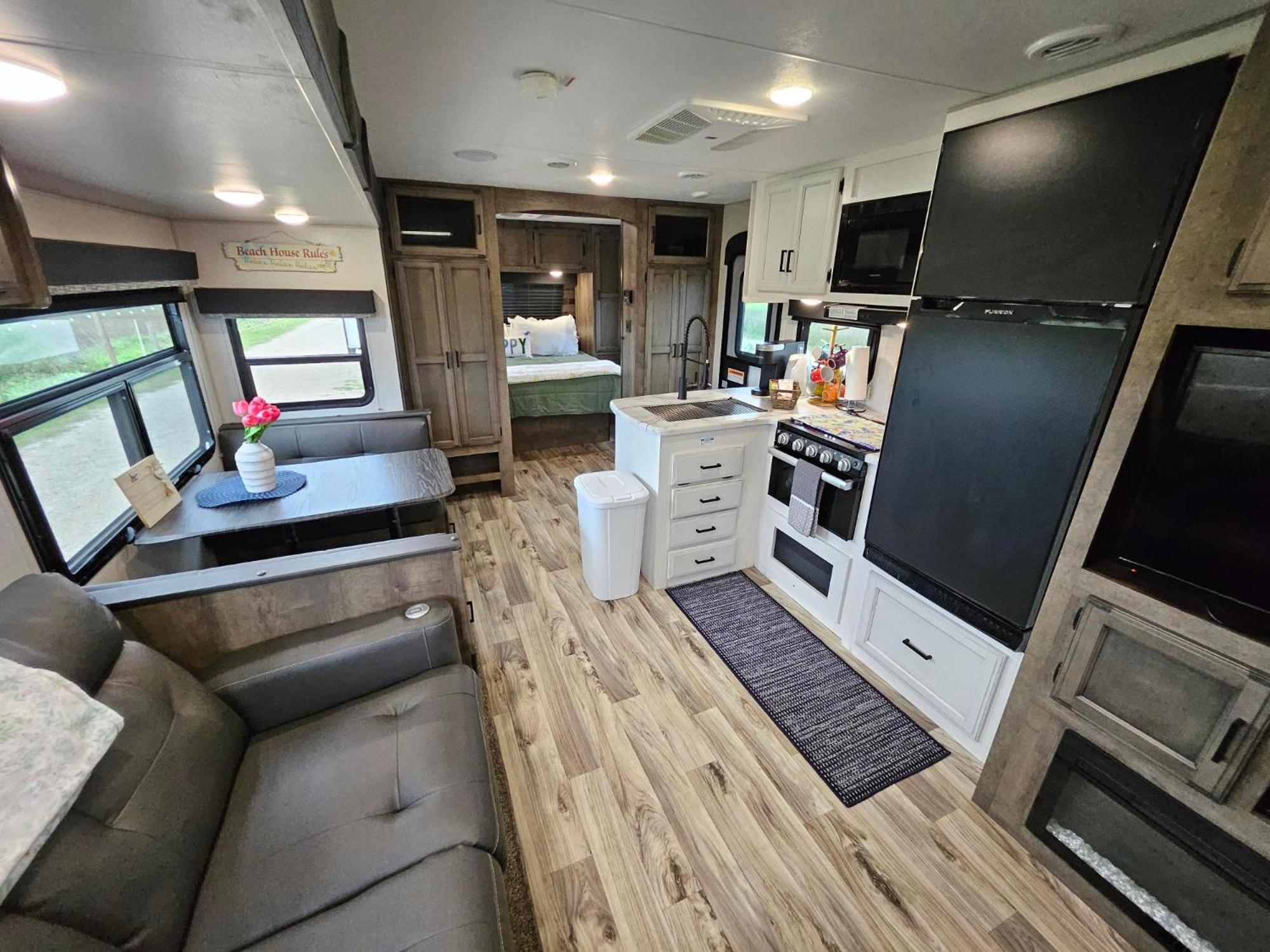Hailey'S Beach-N-Bay Rv Resort Gilchrist Zewnętrze zdjęcie