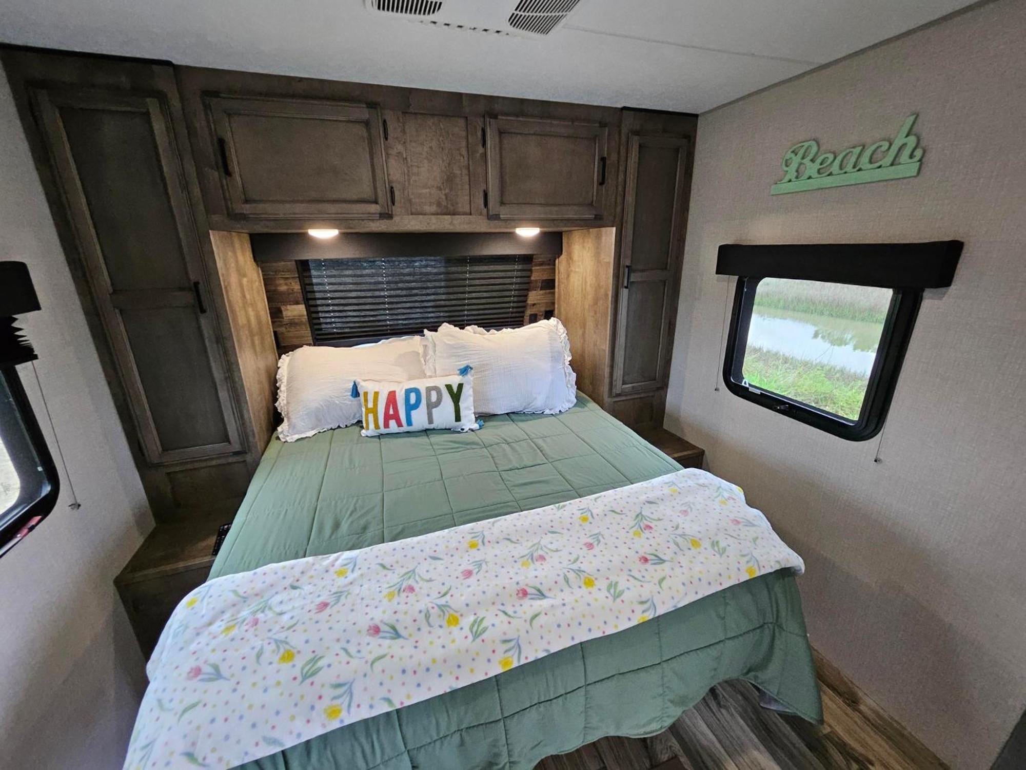 Hailey'S Beach-N-Bay Rv Resort Gilchrist Zewnętrze zdjęcie