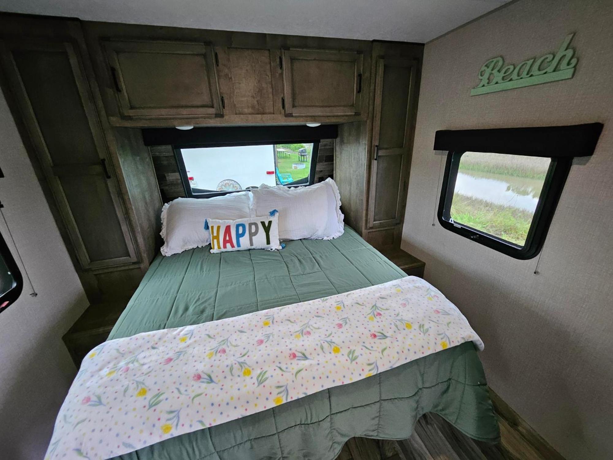 Hailey'S Beach-N-Bay Rv Resort Gilchrist Zewnętrze zdjęcie