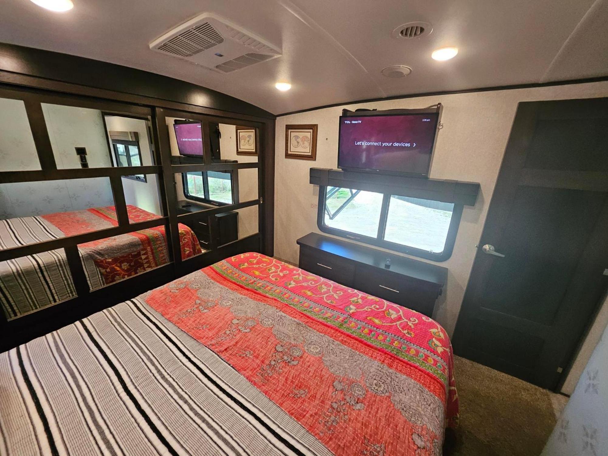 Hailey'S Beach-N-Bay Rv Resort Gilchrist Zewnętrze zdjęcie