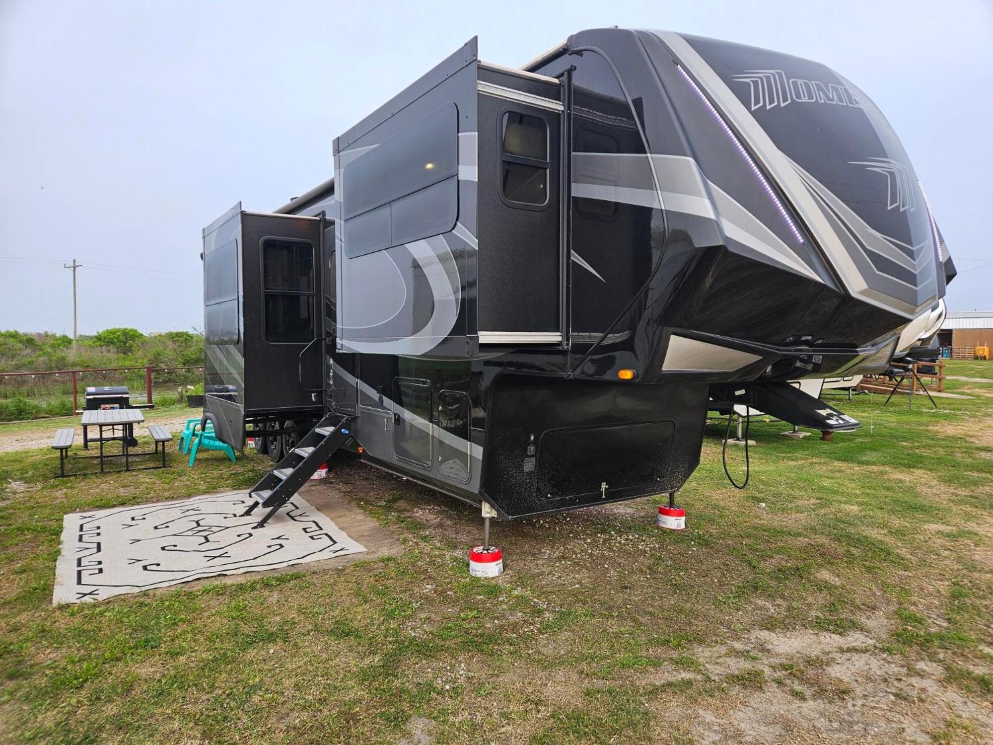 Hailey'S Beach-N-Bay Rv Resort Gilchrist Zewnętrze zdjęcie