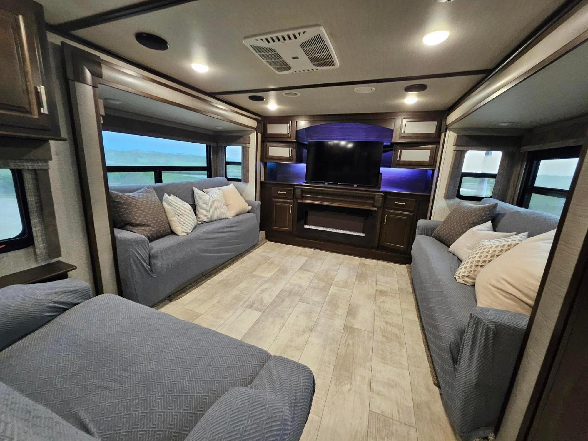 Hailey'S Beach-N-Bay Rv Resort Gilchrist Zewnętrze zdjęcie